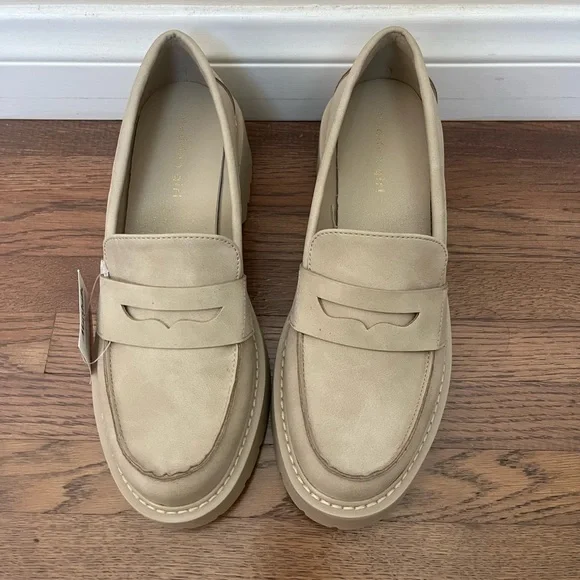 Madden Girl Slip On Loafers Sand Cream Beige - Picture 1 of 9